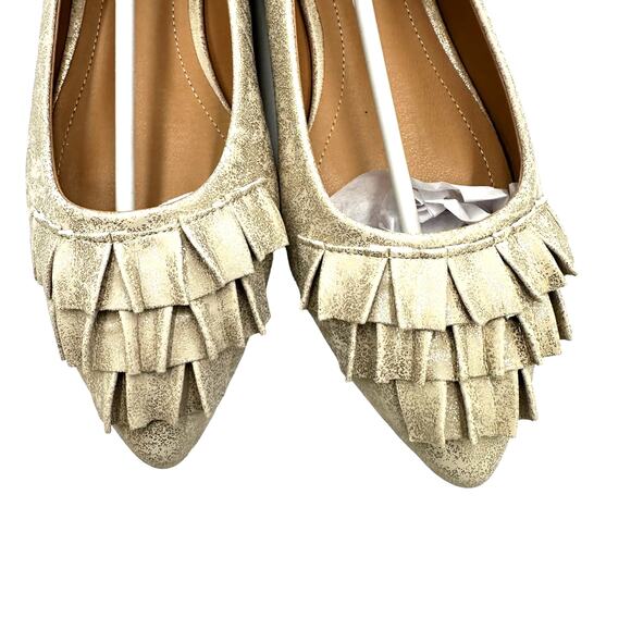 Journee Collection Women's Judy Ruffled Ballet Flats Gold NWT pointed toe 8W - Picture 13 of 13